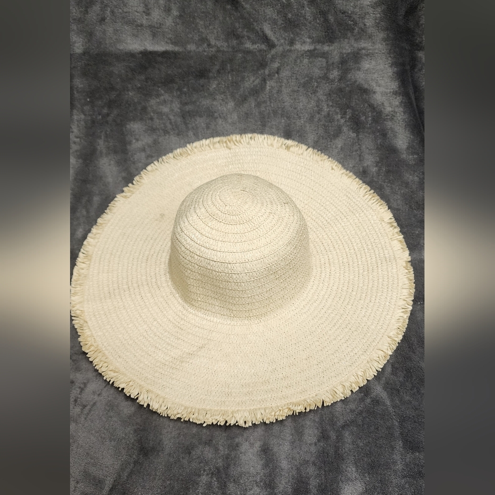 Paper Braid Beach Hat